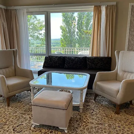 Sofia - Pool, Sauna & Nature Escape بيت للعطل فارنا