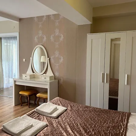 بيت للعطل Sofia - Pool, Sauna & Nature Escape *