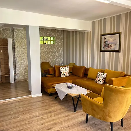 بيت للعطل Sofia - Pool, Sauna & Nature Escape فارنا