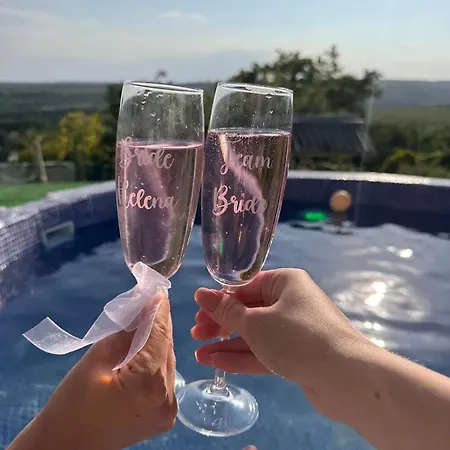 Sofia - Pool, Sauna & Nature Escape * فارنا