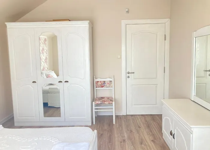 Sofia - Pool, Sauna & Nature Escape Tatil Evi