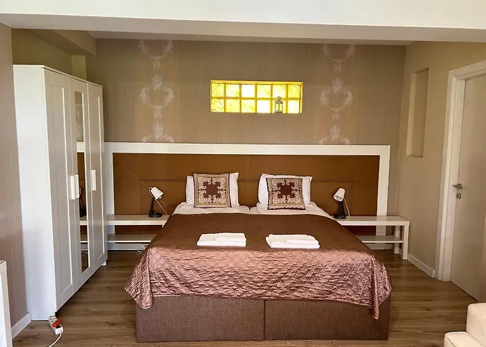 Tatil Evi Sofia - Pool, Sauna & Nature Escape Varna