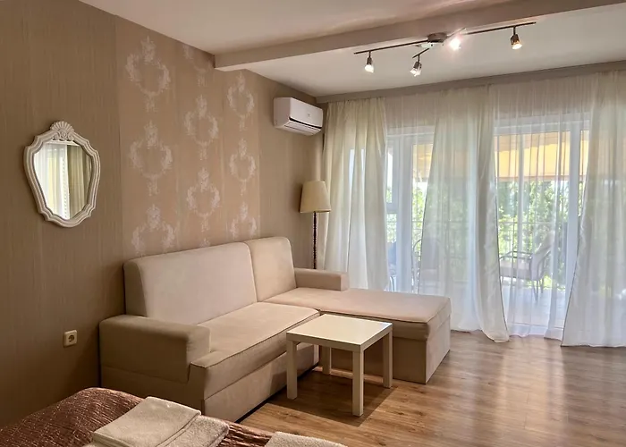 Tatil Evi Sofia - Pool, Sauna & Nature Escape Varna