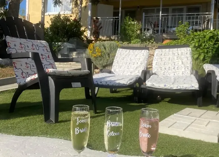 Sofia - Pool, Sauna & Nature Escape Tatil Evi